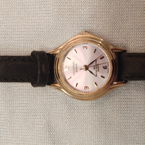 GEOFFREY BEENE Watch Leather Band - NEW BATTERY - Picture 1 of 7